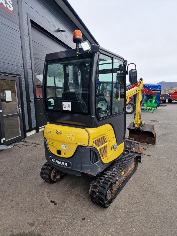 Yanmar SV18 2020 (2 tonnes) agri-tract