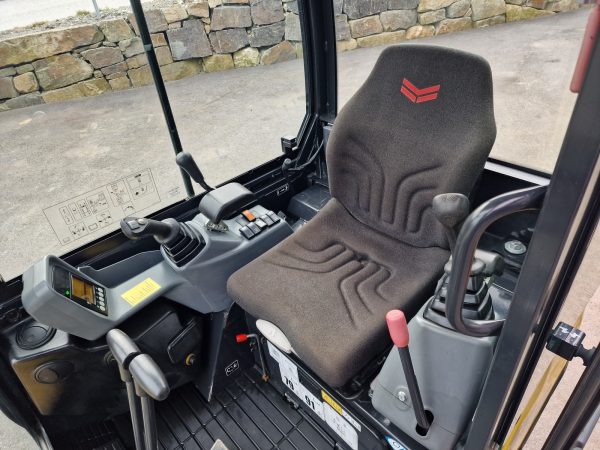 Yanmar SV18 2020 (2 tonnes) agri-tract