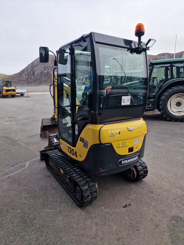 Yanmar SV18 2020 (2 tonnes) agri-tract