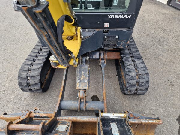 Yanmar SV18 (2 tonnes) agri-tract