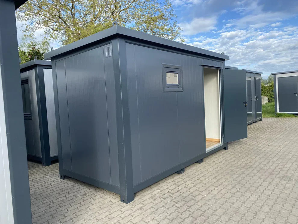 Conteneur de toilettes 4x2 agri-tract