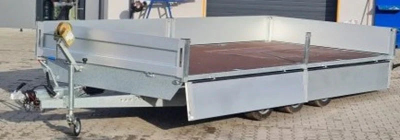 Plateforme latérale pliante Boss 600 x 200 cm 3500 KG + rampes + béquilles agri-tract