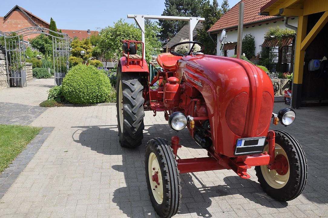 STANDARD 217 agri-tract