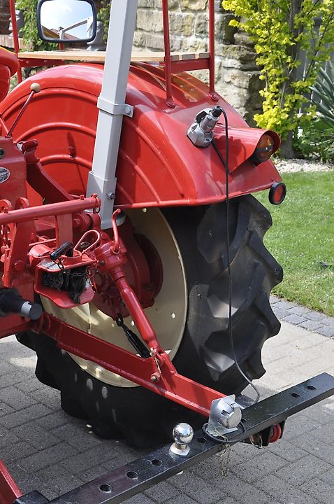 STANDARD 217 agri-tract