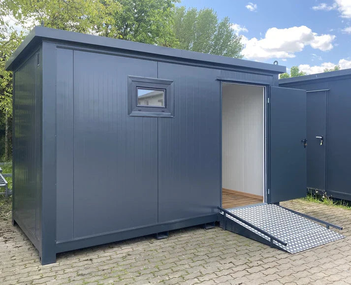 Conteneur de toilettes 4x2 agri-tract