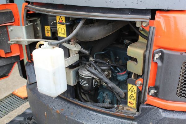 Kubota U27-4 Feu agri-tract