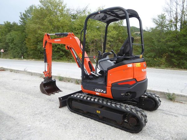 KUBOTA U27-4 agri-tract