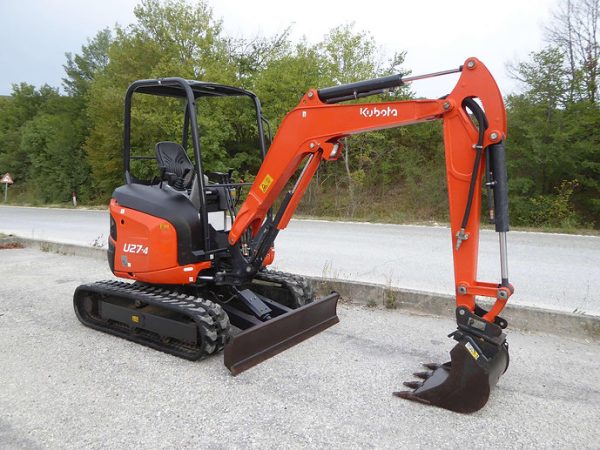 KUBOTA U27-4 agri-tract