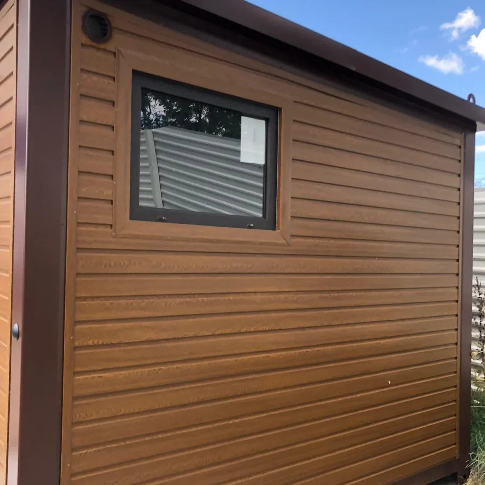 Conteneur en panneaux sandwich avec toilettes 6,00×3,00 agri-tract