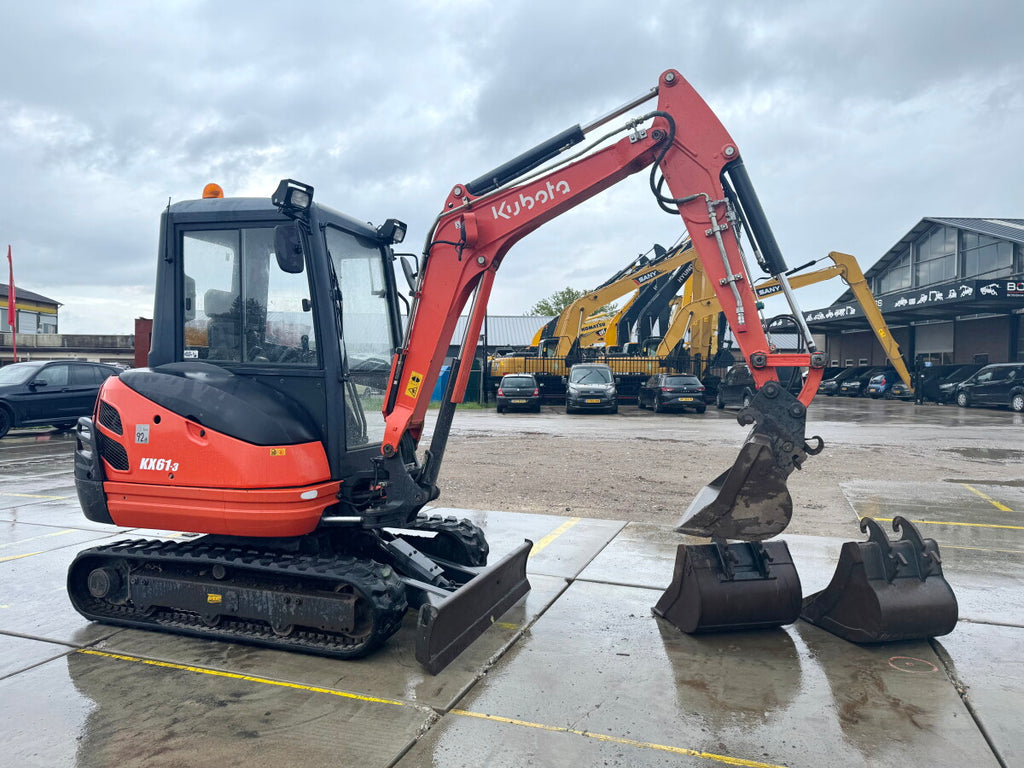 Kubota KX61-3 + 3 Caçambas – 2,6T agri-tract