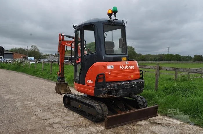Mini Escavadora Kubota KX71-3 + 3 Caçambas – 3T agri-tract