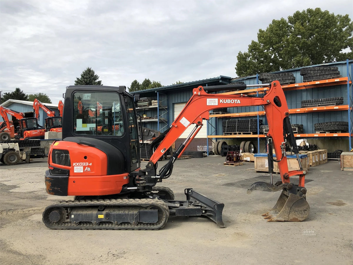Kubota KX033-4 agri-tract