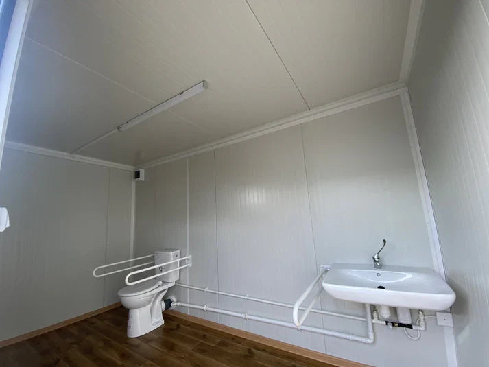 Conteneur de toilettes 4x2 agri-tract