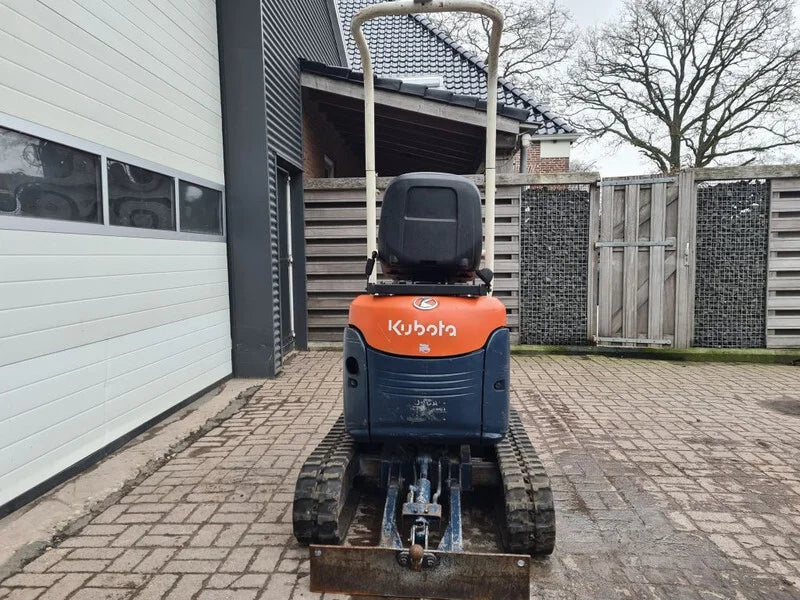 Kubota U10-3 + 3 Caçambas – 1,1T agri-tract