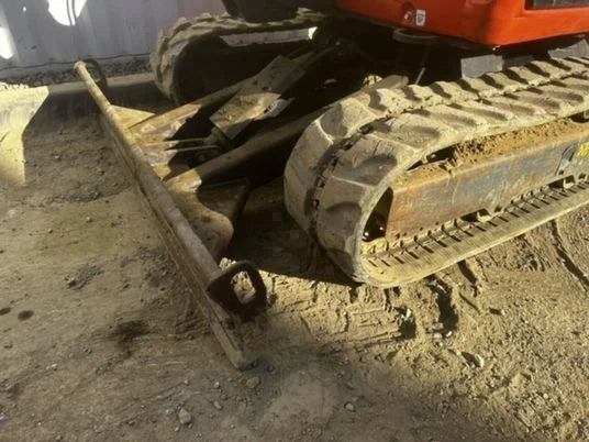 Mini Escavadora Kubota U27-4 com Cabine + 3 Caçambas – 2,6T agri-tract