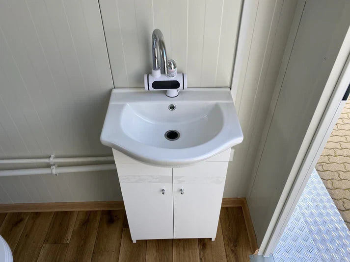 Conteneur sanitaire double avec réservoir à déchets blanc, 3 x 2 mètres agri-tract
